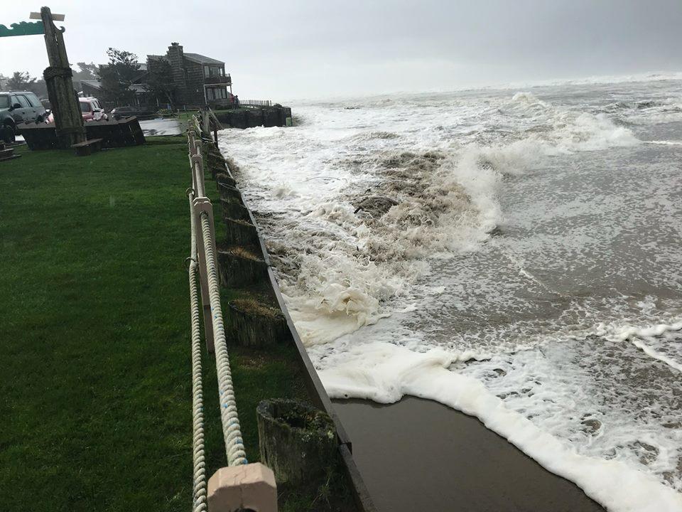 Webb'S Scenic Surf Hotel Канън Бийч Екстериор снимка