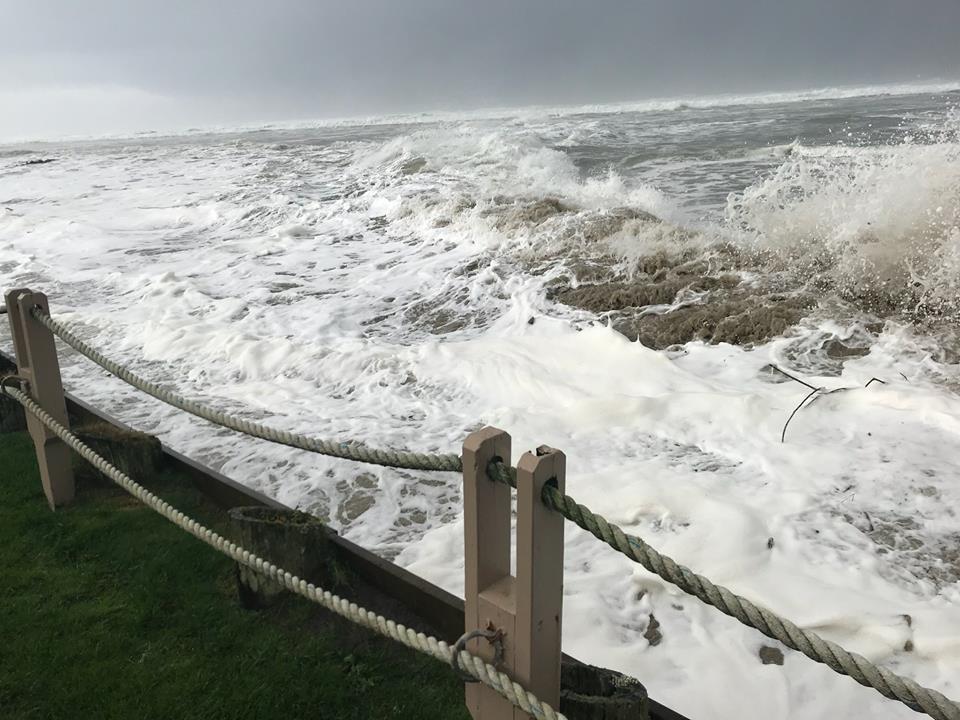 Webb'S Scenic Surf Hotel Канън Бийч Екстериор снимка