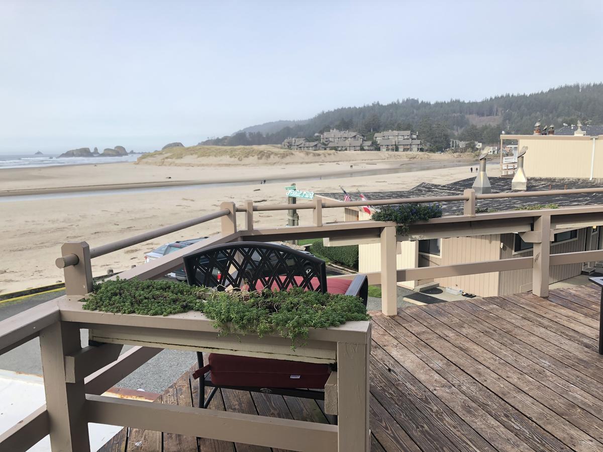 Webb'S Scenic Surf Hotel Канън Бийч Екстериор снимка