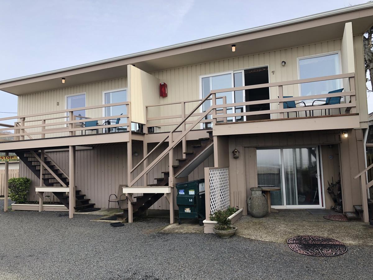 Webb'S Scenic Surf Hotel Канън Бийч Екстериор снимка