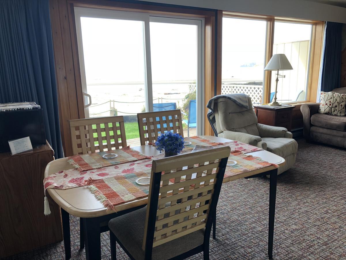 Webb'S Scenic Surf Hotel Канън Бийч Екстериор снимка