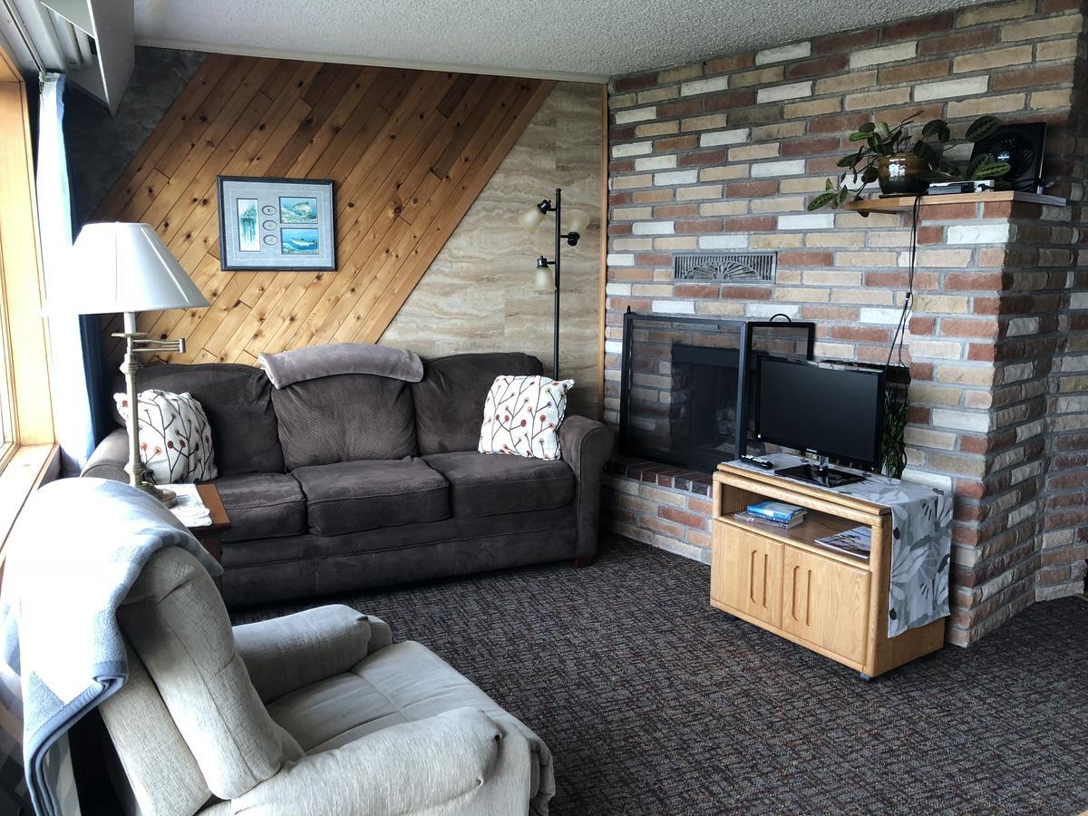 Webb'S Scenic Surf Hotel Канън Бийч Екстериор снимка