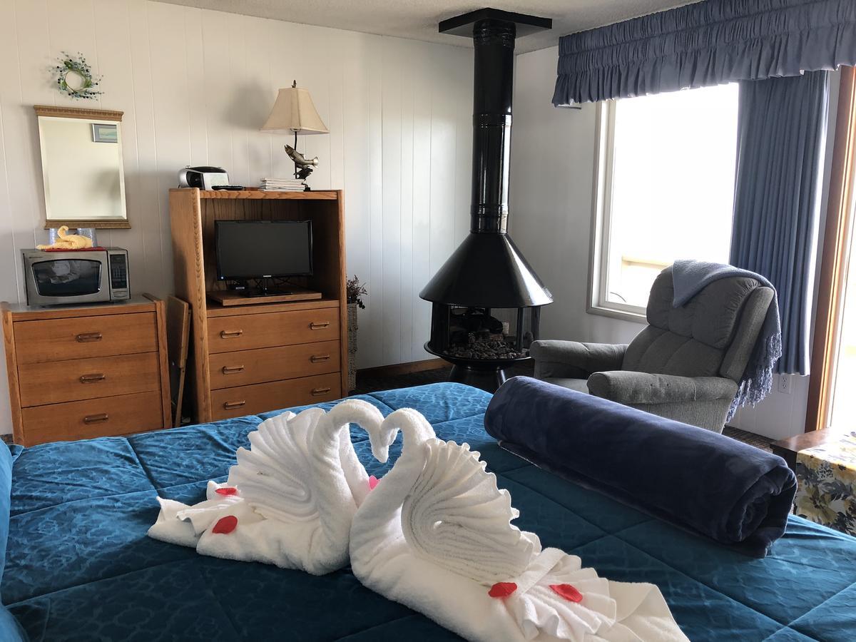 Webb'S Scenic Surf Hotel Канън Бийч Екстериор снимка