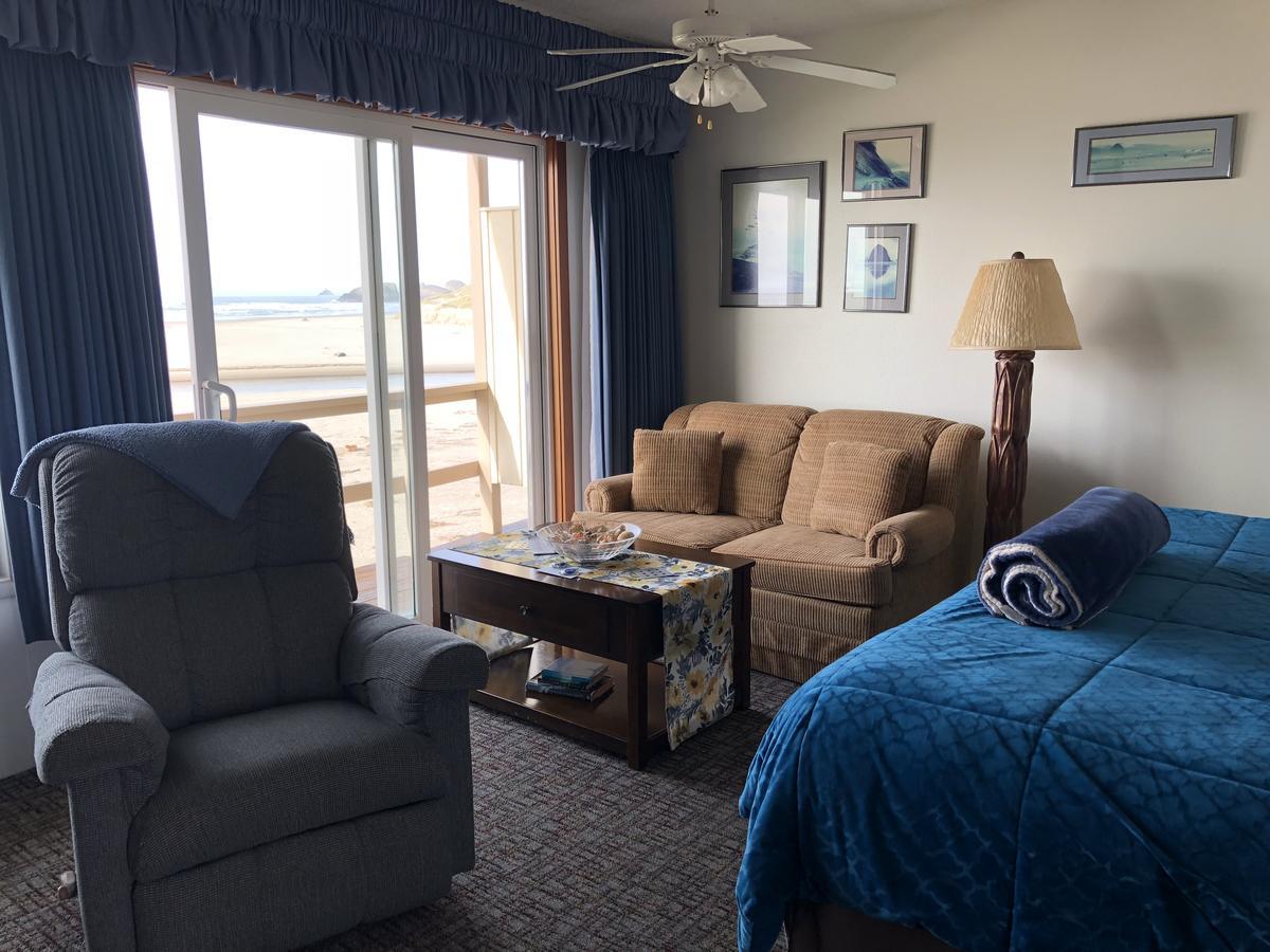 Webb'S Scenic Surf Hotel Канън Бийч Екстериор снимка