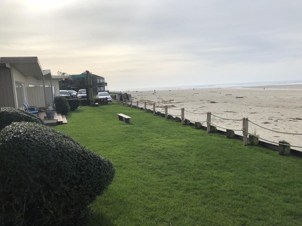 Webb'S Scenic Surf Hotel Канън Бийч Екстериор снимка