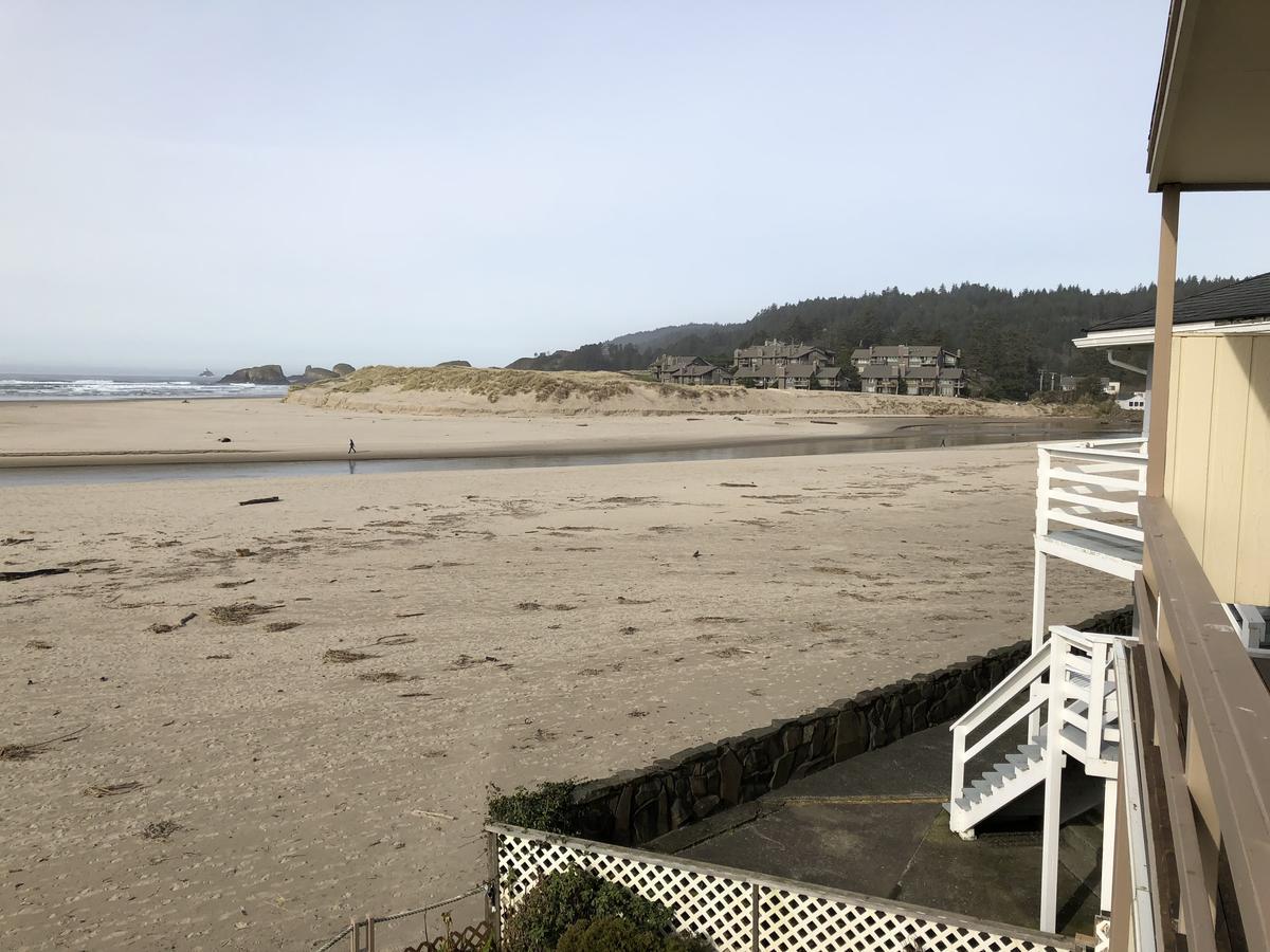 Webb'S Scenic Surf Hotel Канън Бийч Екстериор снимка